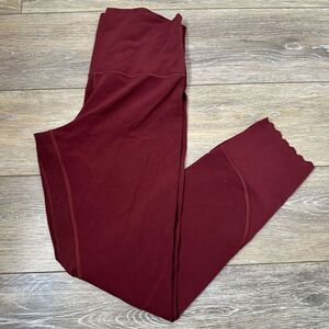 Lululemon Maroon Cropped Athletic Leggings Sz 8